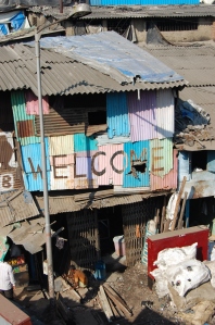 Dharavi slummi sissepääs